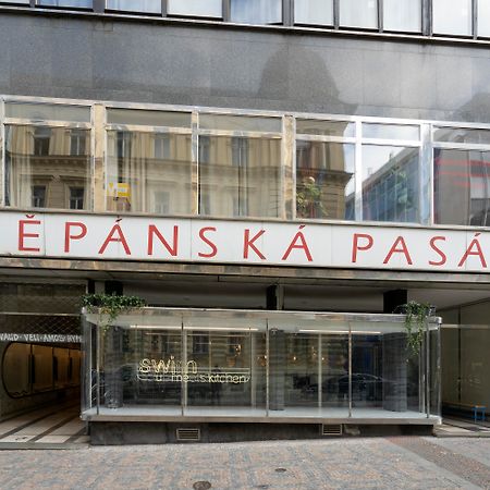 New Town - Apple Apartments Praga Exterior foto