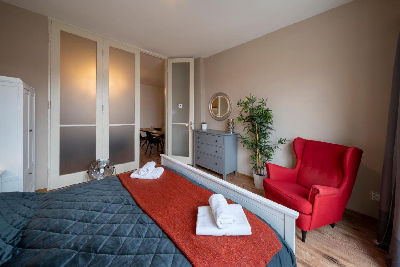 New Town - Apple Apartments Praga Exterior foto