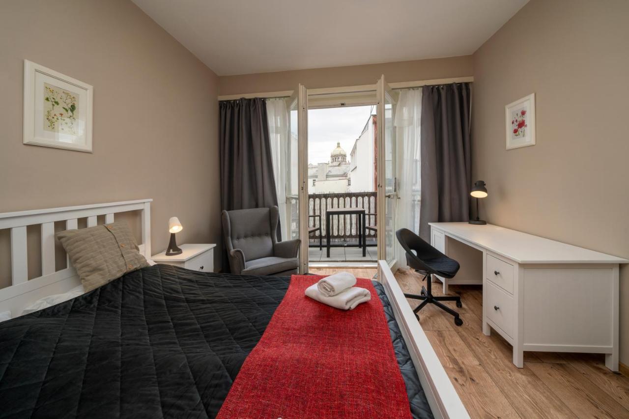 New Town - Apple Apartments Praga Exterior foto